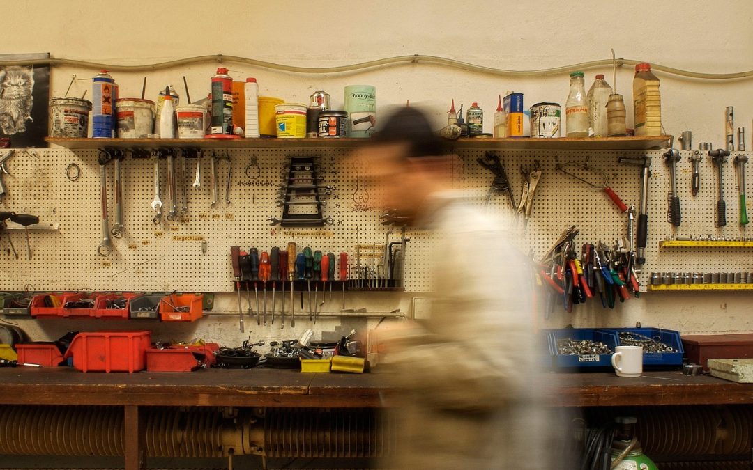 "Empowering Responsible AI Use Through Mentorship: Addressing Ethics, Limitations, and Future Trends