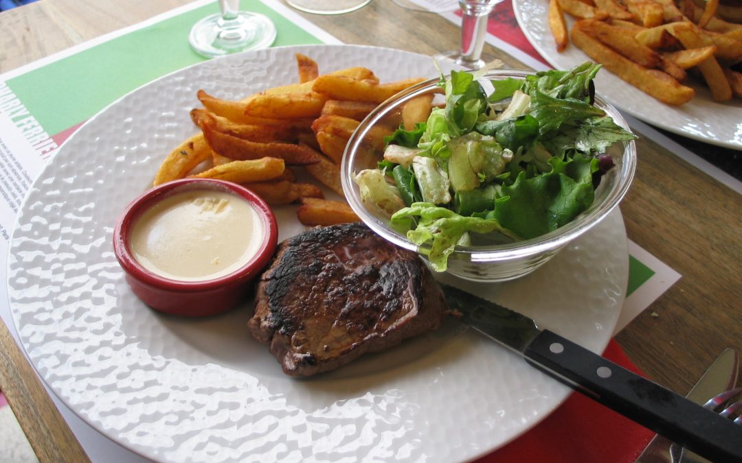 On the selection and effectiveness of pseudo-absences for species distribution modeling with deep learning. (arXiv:2401.02989v1 [q-bio.QM])