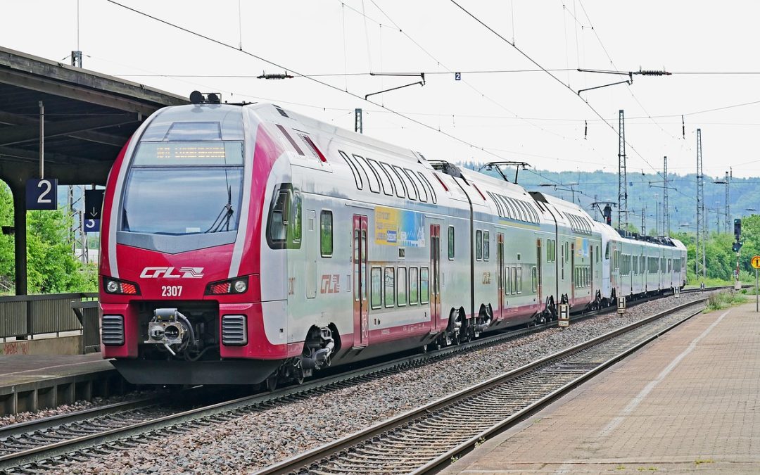 Title: Introducing Llama-AVSR: A New Approach to Audio-Visual Speech Recognition